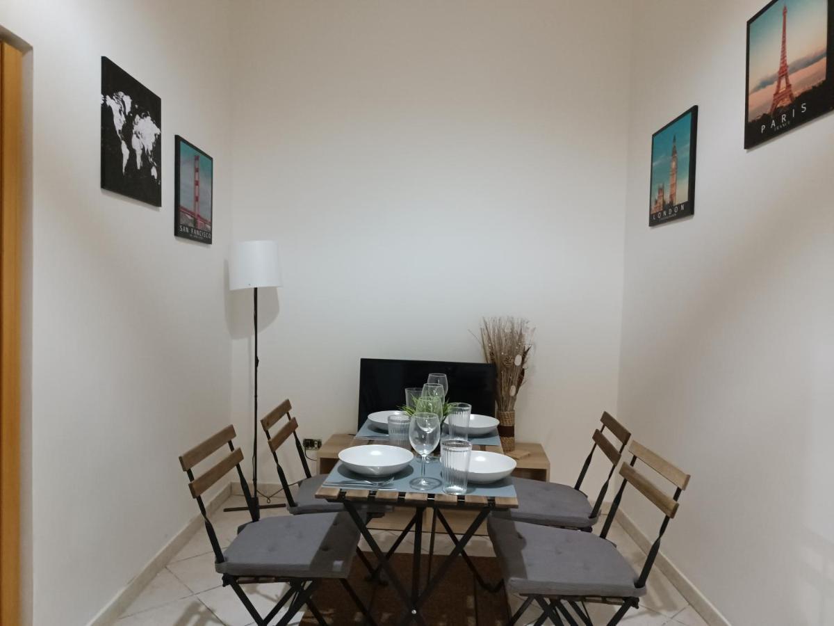 Espy Naples Apartment Bagian luar foto